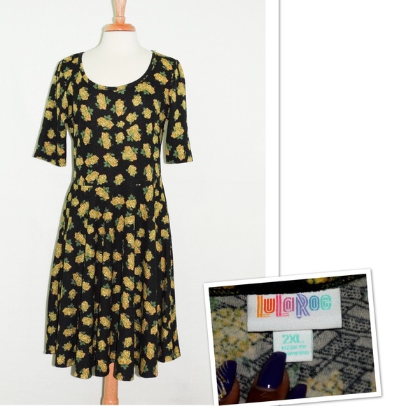 LuLaRoe Dresses & Skirts - LuLaRoe Nicole Floral Dress